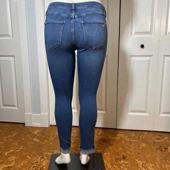 Hollister Curvy High-Rise Medium Wash Skinny Jeans Sz 31 - Picture 3 of 5
